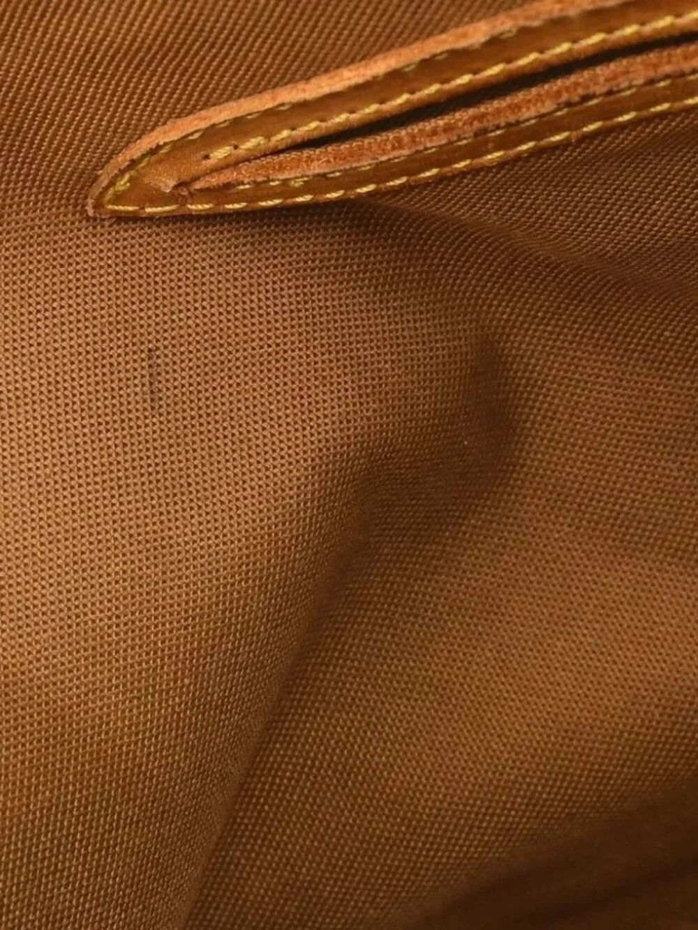 LOUIS VUITTON ALMA HANDBAG MONOGRAM